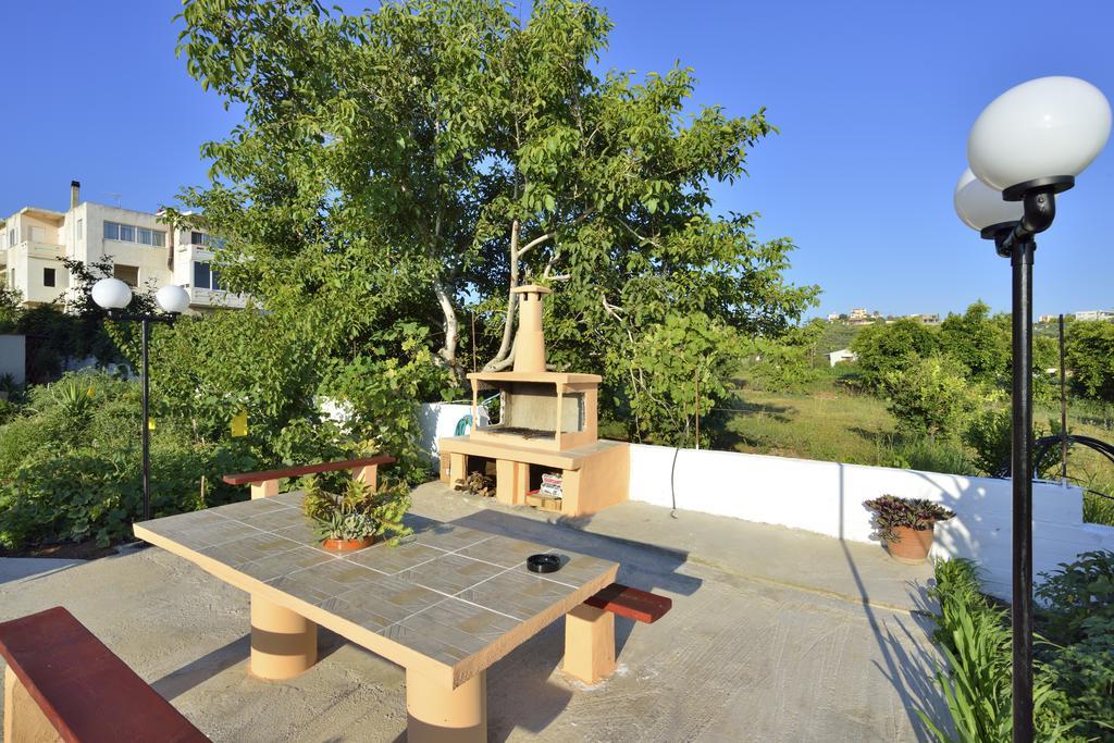 Sofoklis Apts Stalos Exterior photo